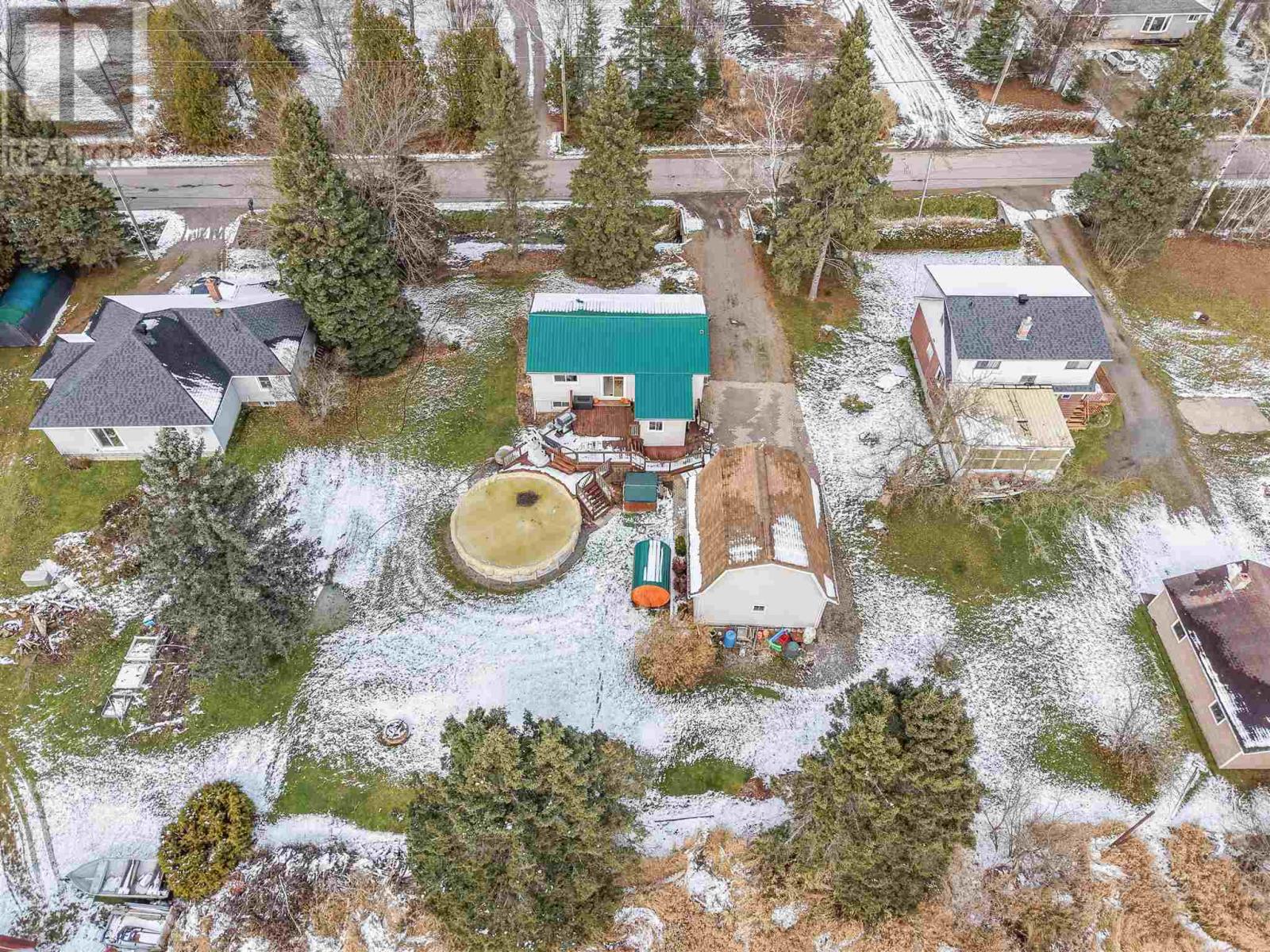 1519 Third Lin, Sault Ste. Marie, Ontario  P6A 6J8 - Photo 4 - SM253255