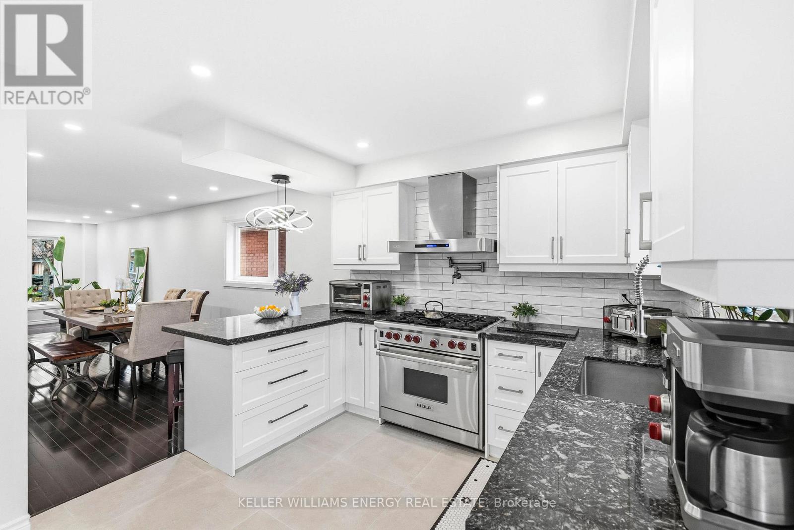 97 Deverell Street, Whitby, Ontario  L1R 1V9 - Photo 11 - E12556192