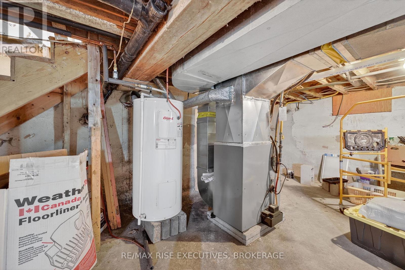 6862 Highway 38, Frontenac, Ontario  K0H 0B8 - Photo 14 - X12556158