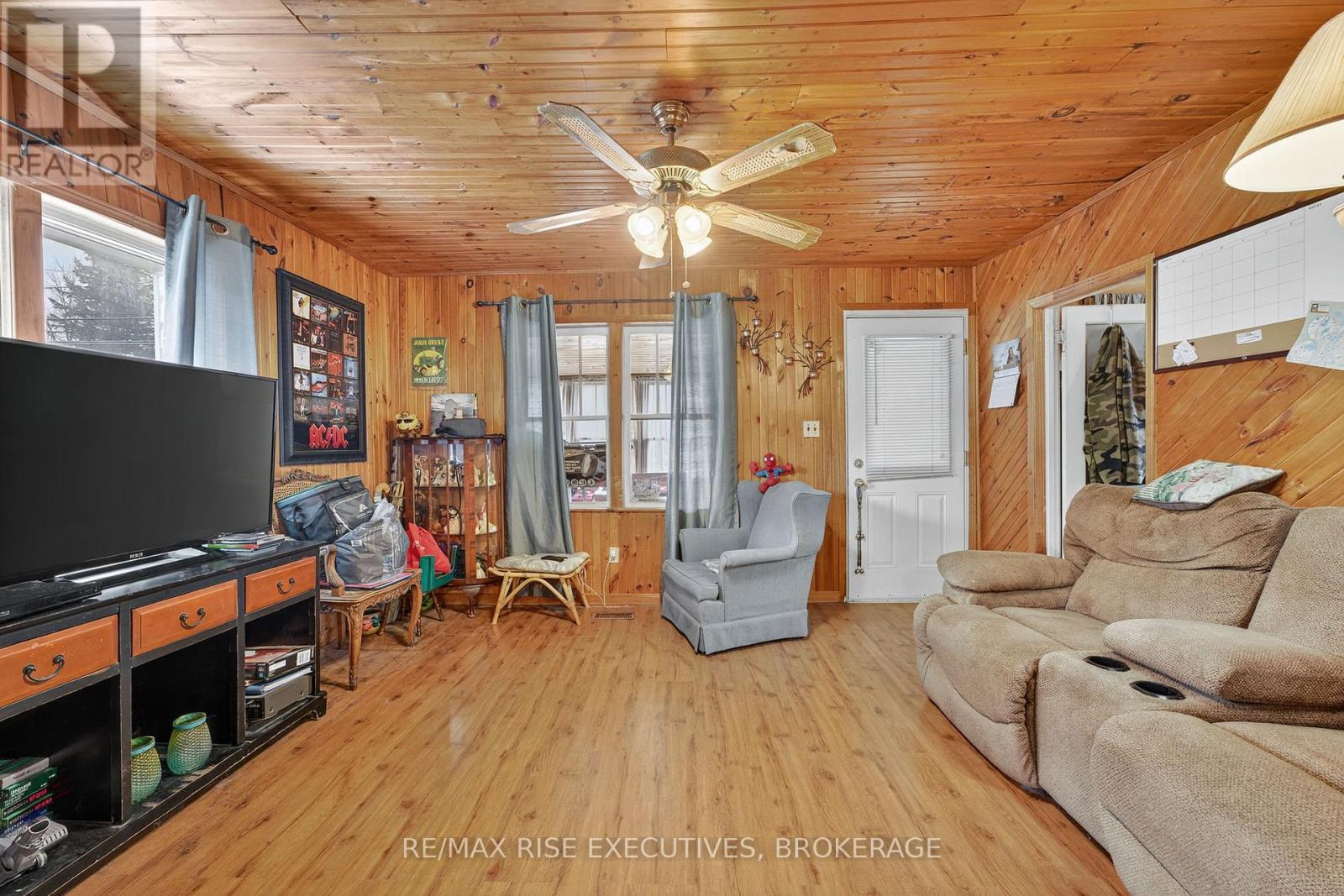 6862 Highway 38, Frontenac, Ontario  K0H 0B8 - Photo 7 - X12556158