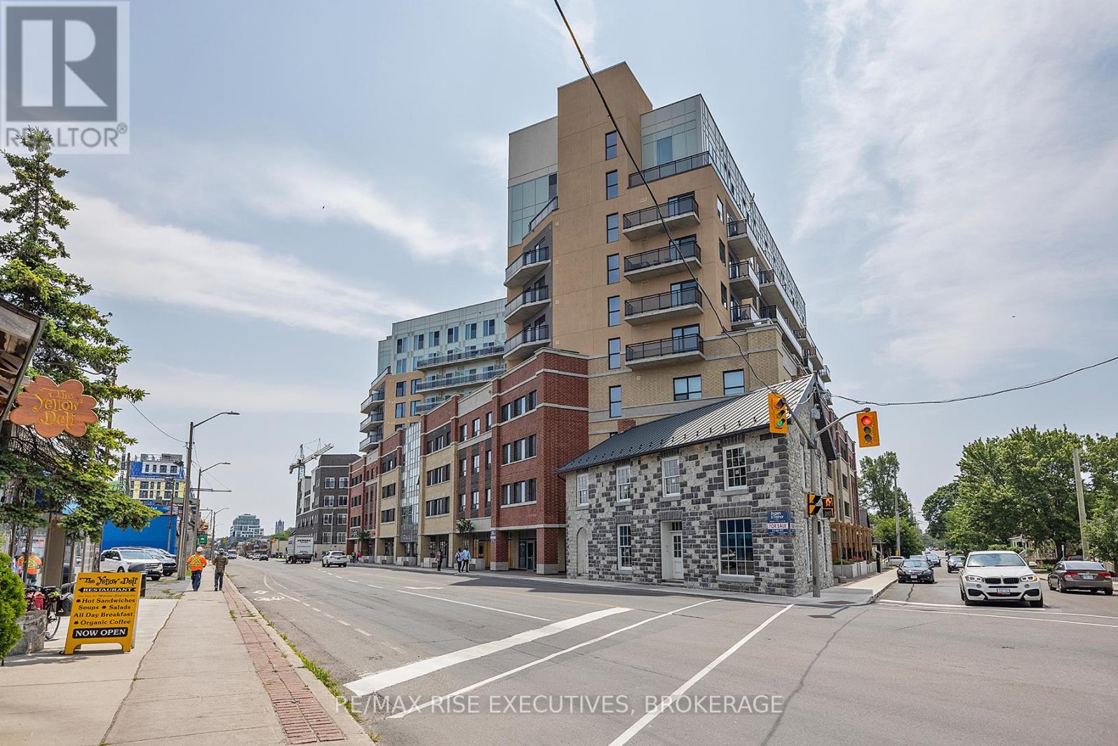 515 - 652 Princess Street, Kingston, Ontario K7L 1E5 - Photo 2 - X12556256