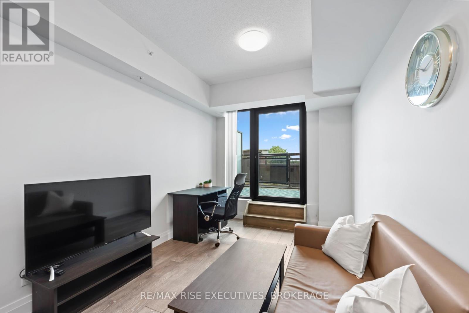 515 - 652 Princess Street, Kingston, Ontario K7L 1E5 - Photo 39 - X12556256