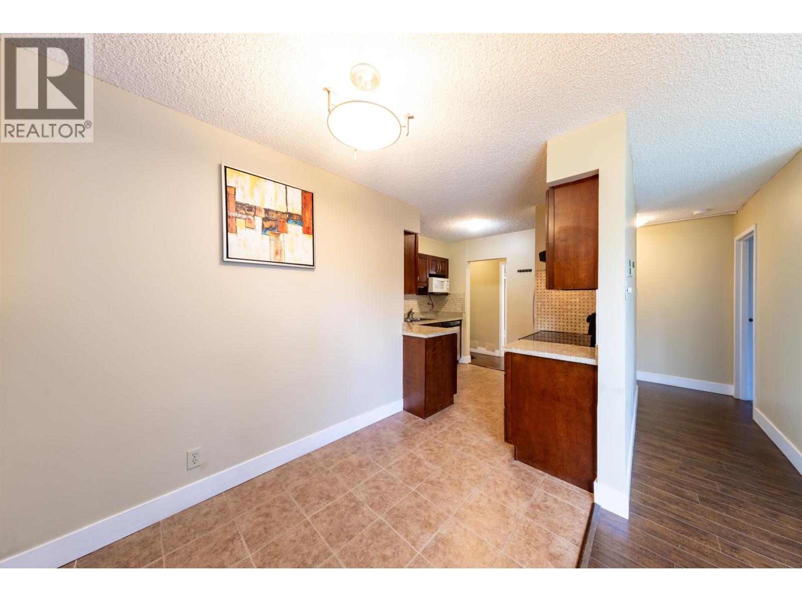 204 9521 Cardston Court, Burnaby, British Columbia  V3N 4R8 - Photo 8 - R3008694