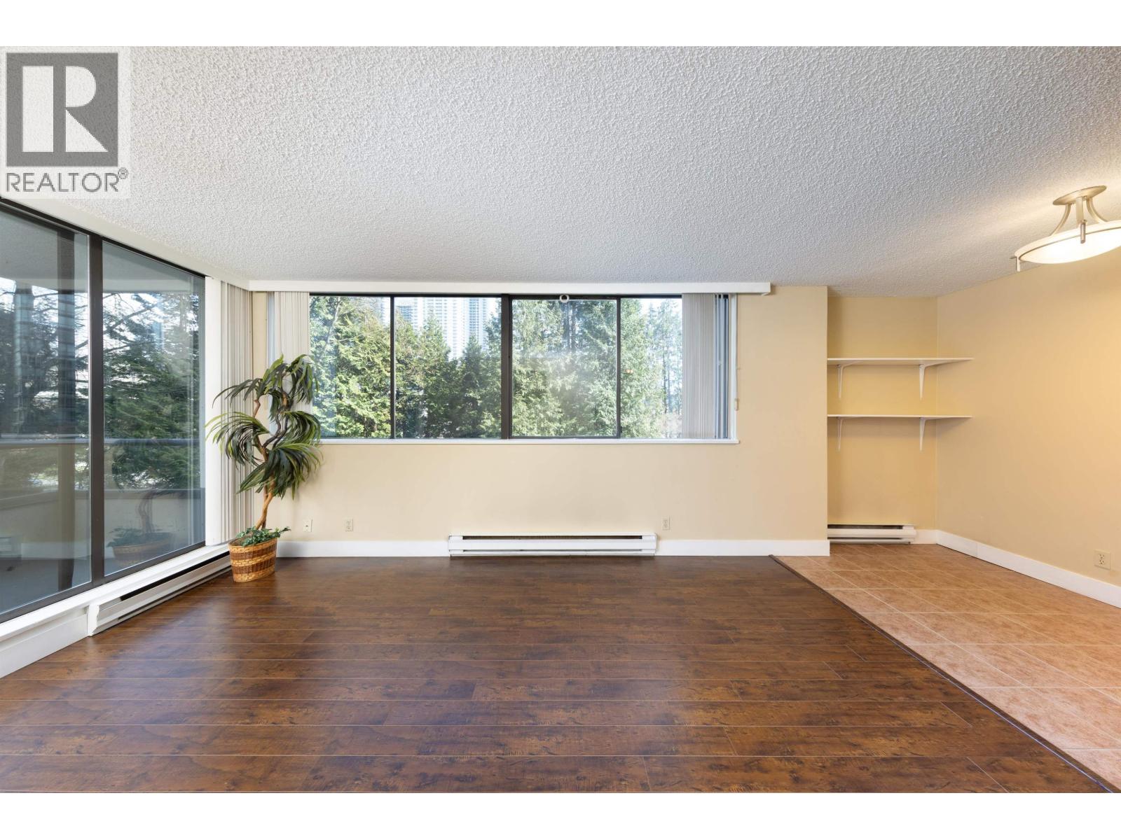 204 9521 Cardston Court, Burnaby, British Columbia  V3N 4R8 - Photo 6 - R3008694