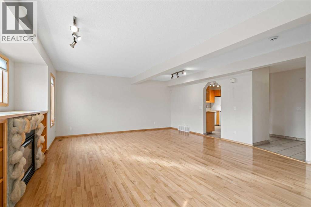 651 Killarney Glen Court Sw, Calgary, Alberta  T3E 7H4 - Photo 6 - A2270724