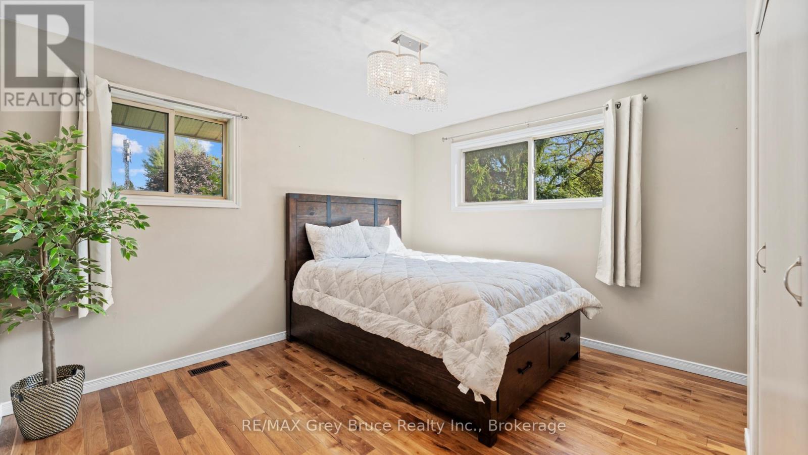 161 1st Avenue N, Arran-Elderslie, Ontario  N0H 2N0 - Photo 26 - X12556142