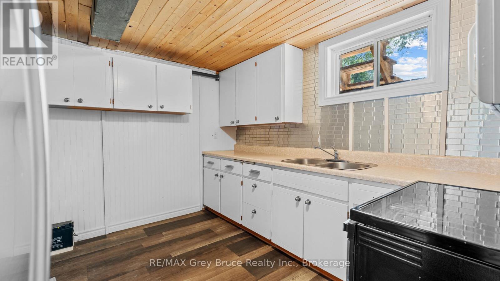 161 1st Avenue N, Arran-Elderslie, Ontario  N0H 2N0 - Photo 33 - X12556142