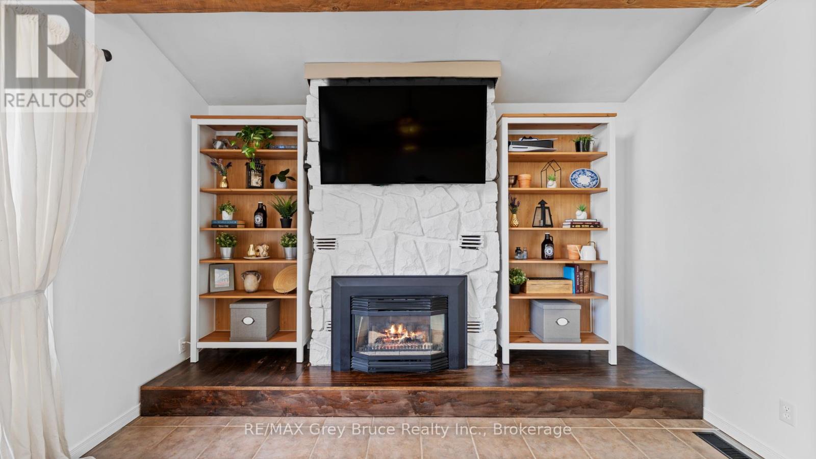 161 1st Avenue N, Arran-Elderslie, Ontario  N0H 2N0 - Photo 8 - X12556142