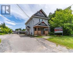 6 CHAFFEY STREET, Huntsville, Ontario