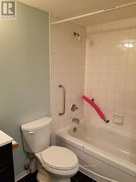 416 - 2550 Lawrence Avenue E, Toronto, Ontario  M1P 2R7 - Photo 8 - E12556070