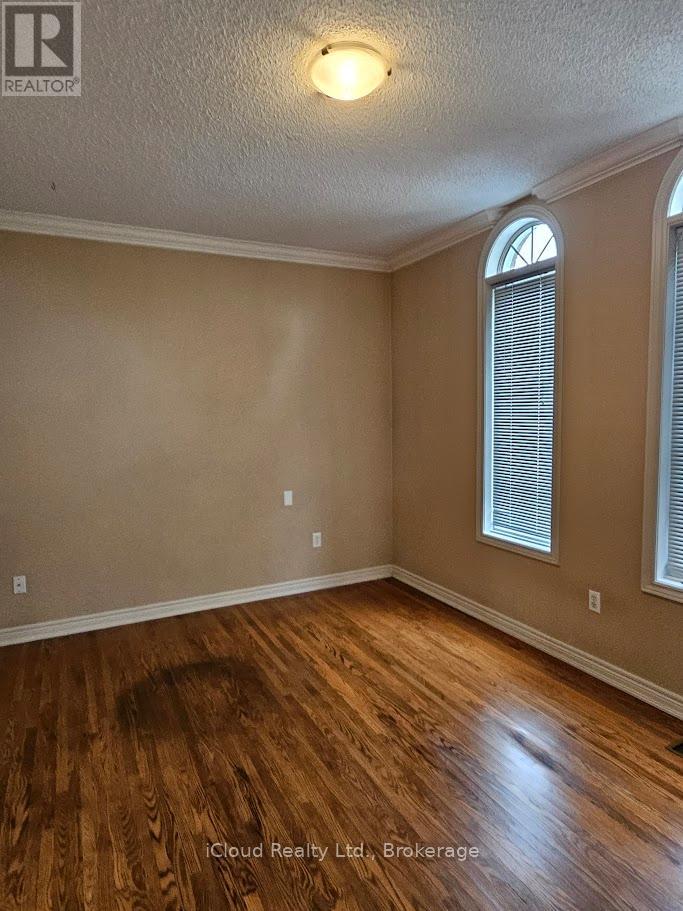 500 Stone Road, Aurora, Ontario L4G 6Z7 - Photo 6 - N12555210