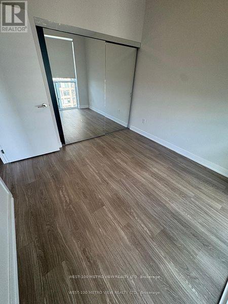 2501 - 430 Square One Drive, Mississauga, Ontario  L5B 0L6 - Photo 6 - W12555952