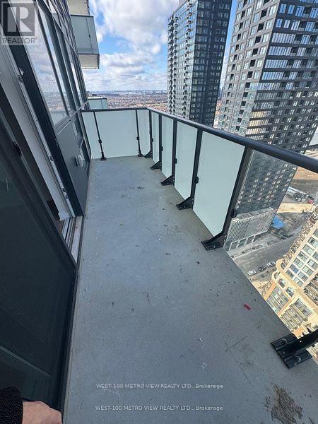 2501 - 430 Square One Drive, Mississauga, Ontario  L5B 0L6 - Photo 9 - W12555952