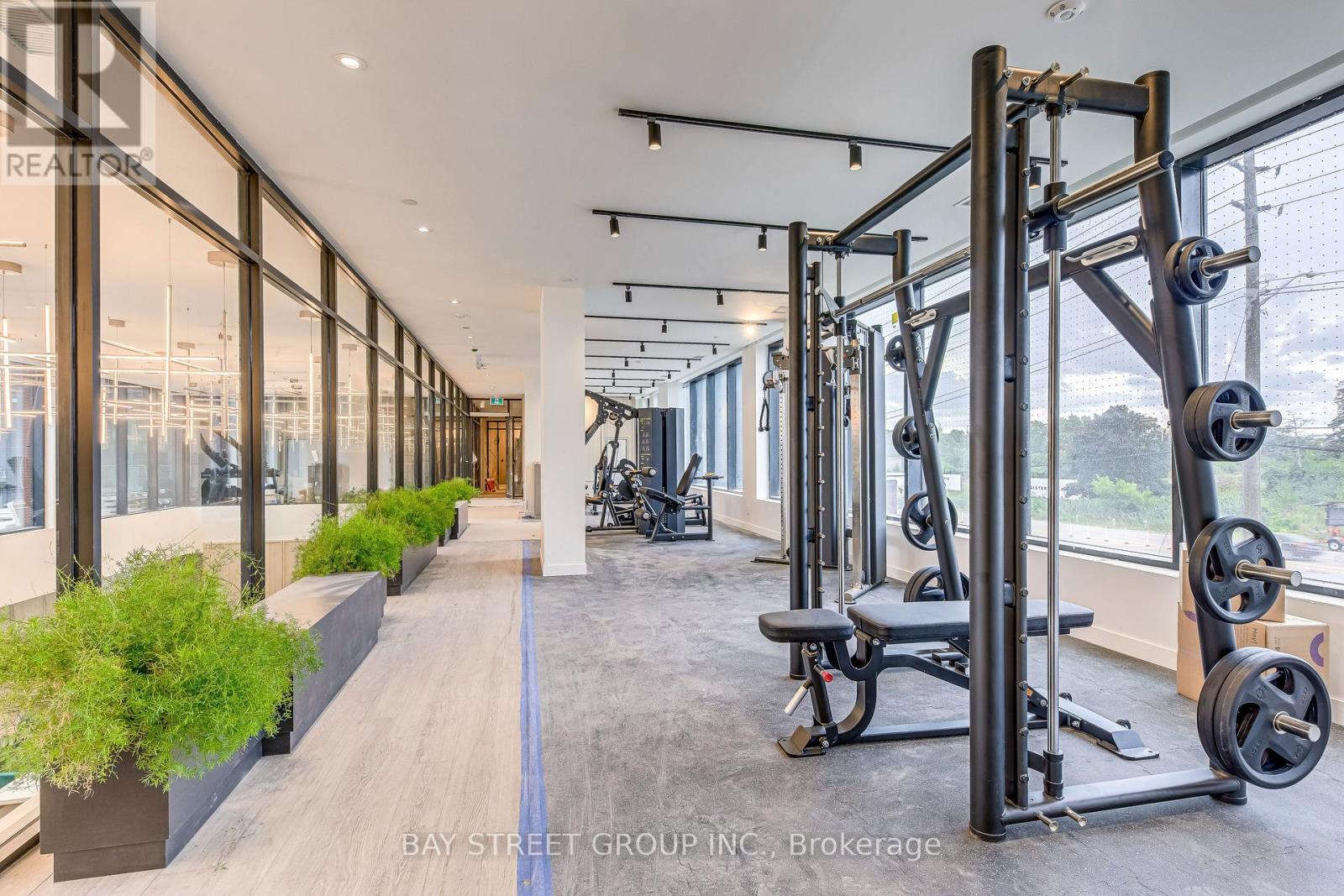 1307 - 3071 Trafalgar Road, Oakville, Ontario  L6H 8C6 - Photo 10 - W12556012