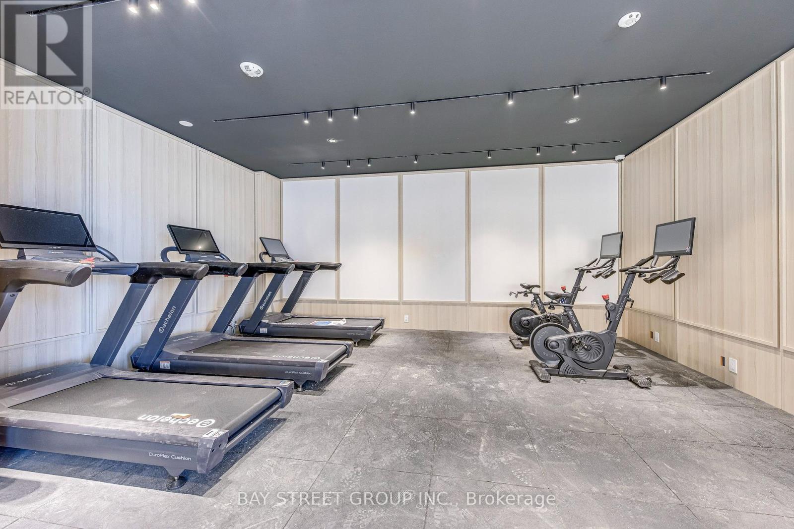 1307 - 3071 Trafalgar Road, Oakville, Ontario  L6H 8C6 - Photo 11 - W12556012