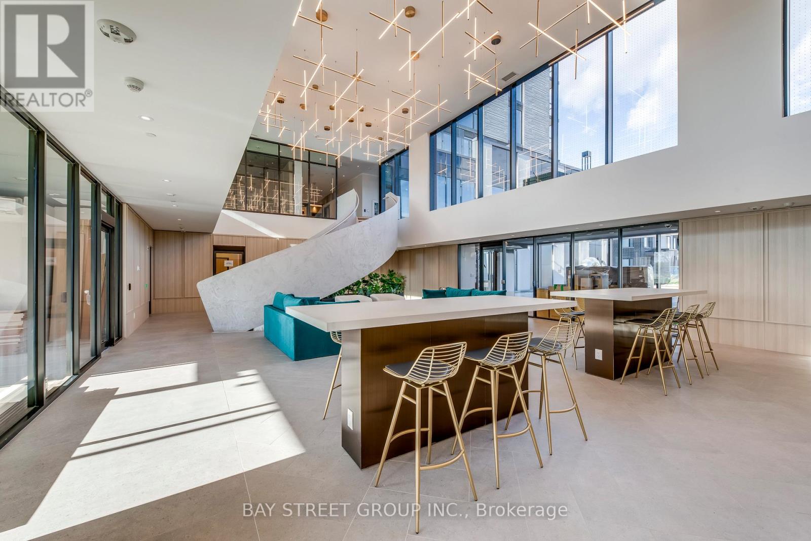 1307 - 3071 Trafalgar Road, Oakville, Ontario  L6H 8C6 - Photo 8 - W12556012