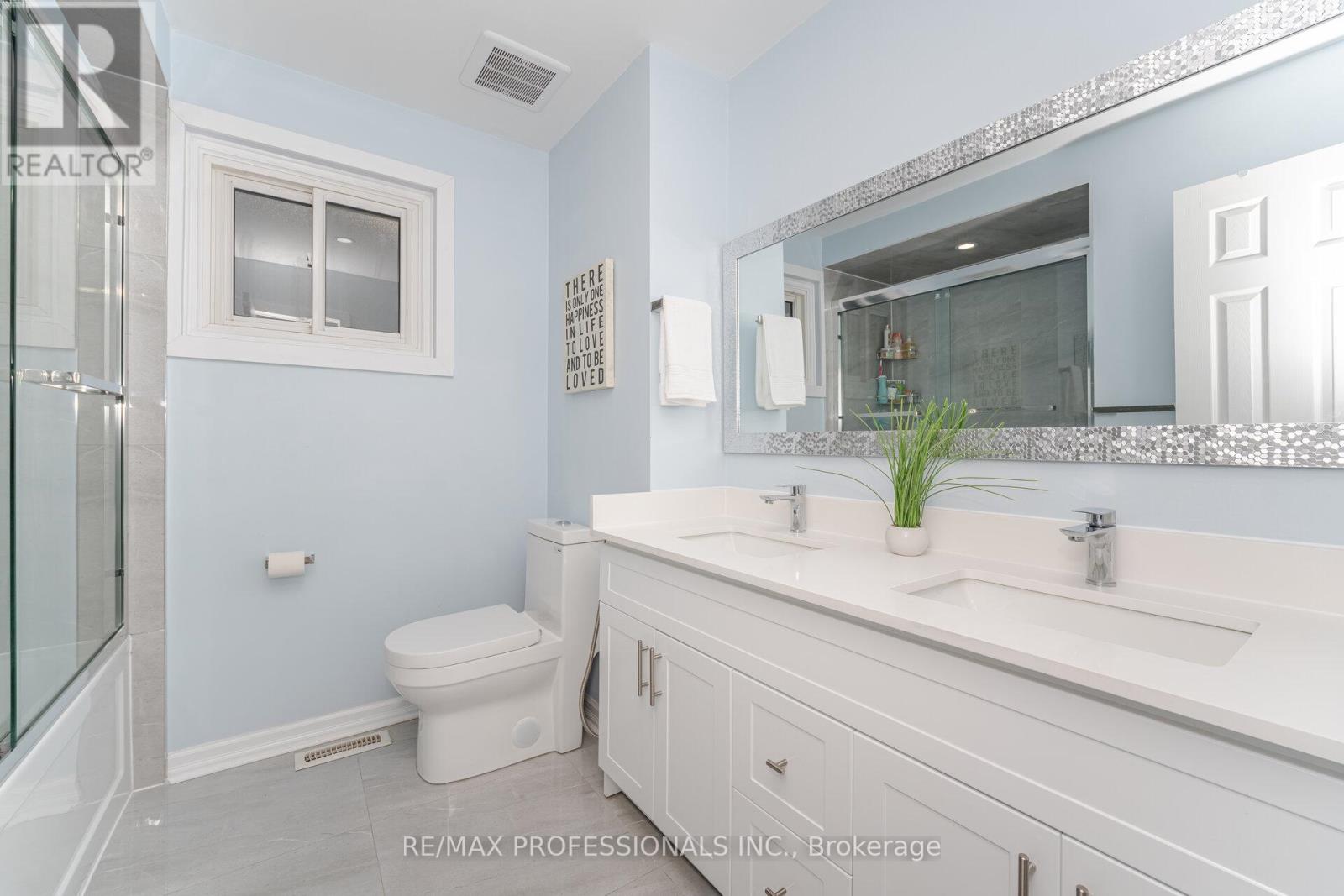 34 Lorraine Crescent, Brampton, Ontario  L6S 2R7 - Photo 28 - W12556024