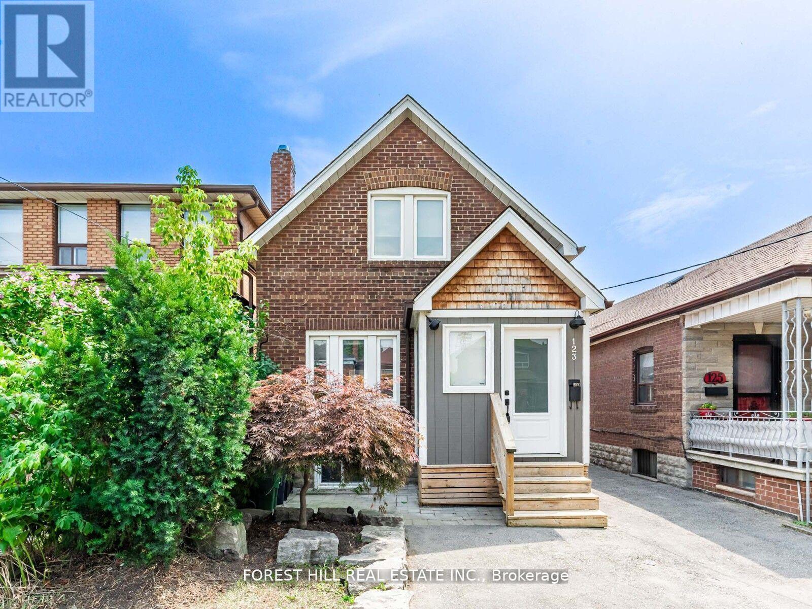 123 BOWIE AVENUE, Toronto, Ontario