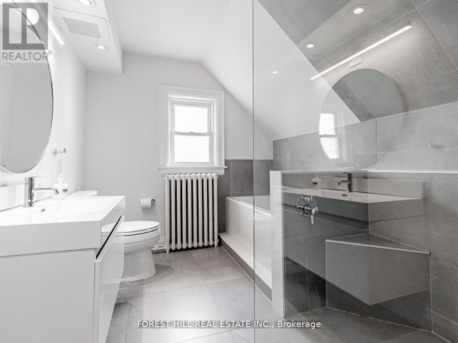 123 Bowie Avenue, Toronto, Ontario  M6E 2P8 - Photo 20 - W12556036