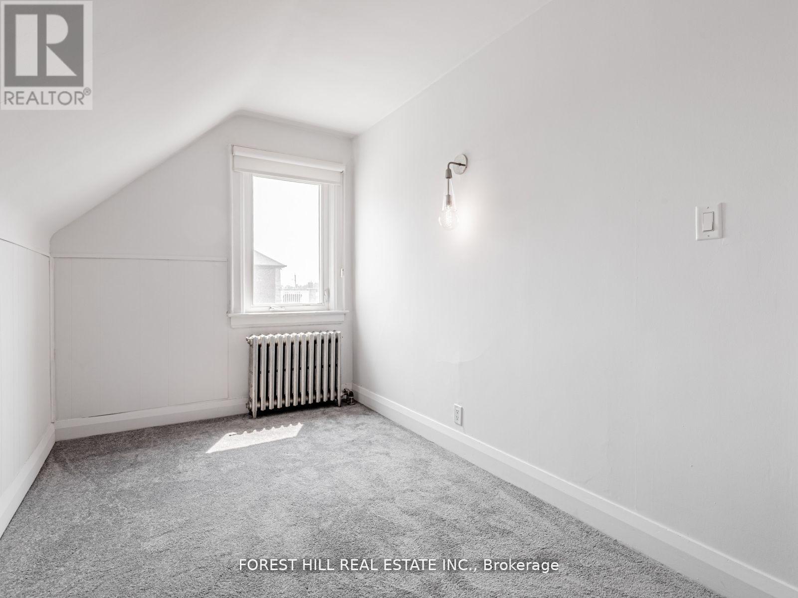 123 Bowie Avenue, Toronto, Ontario  M6E 2P8 - Photo 23 - W12556036