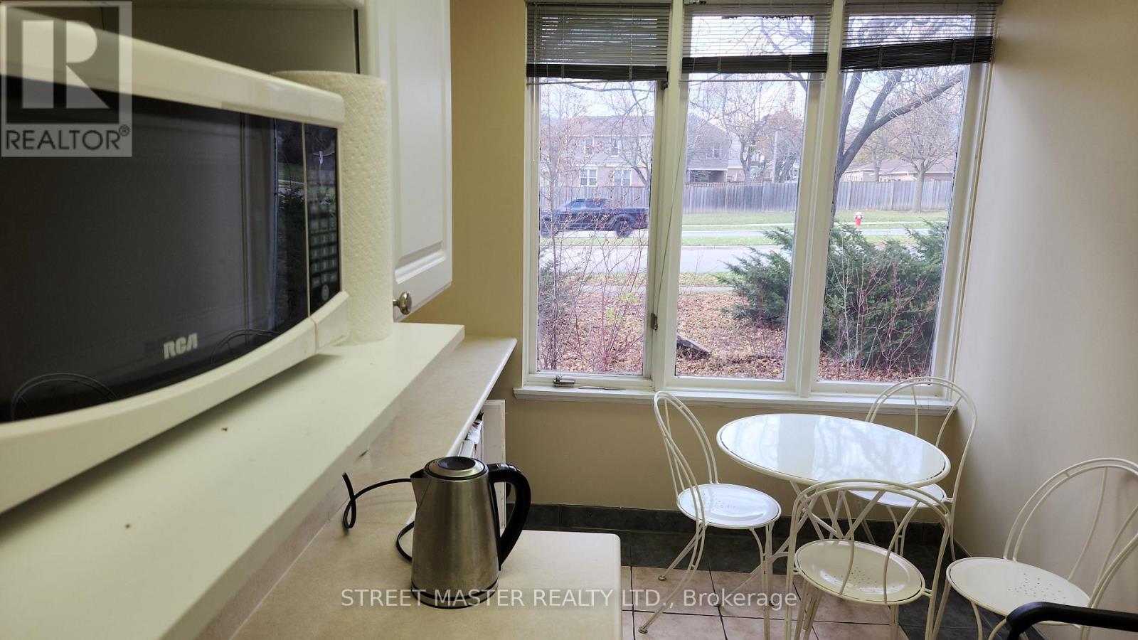 200 - 1a Conestoga Drive, Brampton, Ontario  L6Z 4N5 - Photo 13 - W12556088