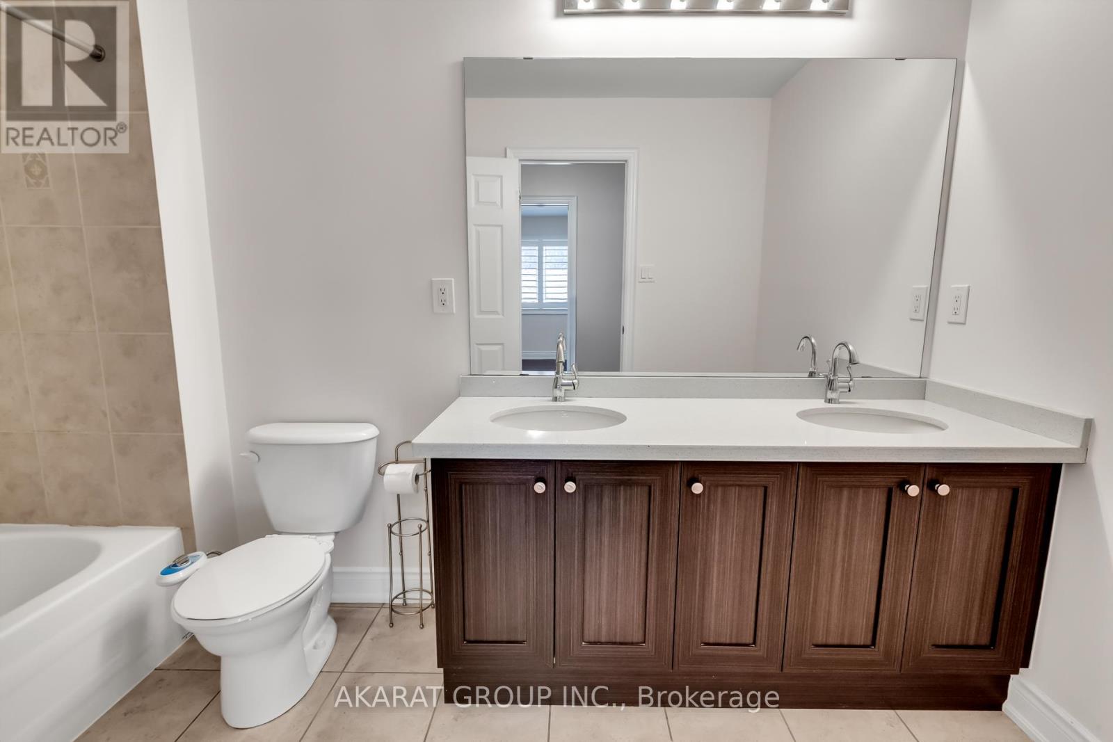 2394 Alstep Way, Oakville, Ontario  L6M 0R5 - Photo 21 - W12556090