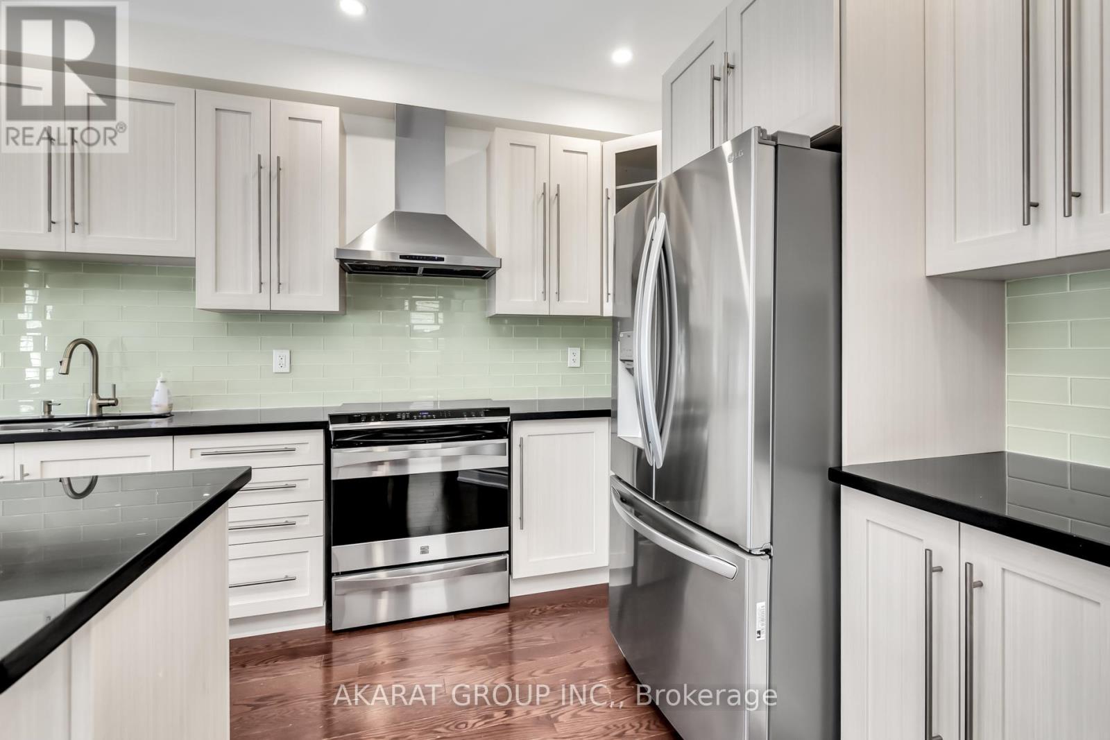 2394 Alstep Way, Oakville, Ontario  L6M 0R5 - Photo 8 - W12556090