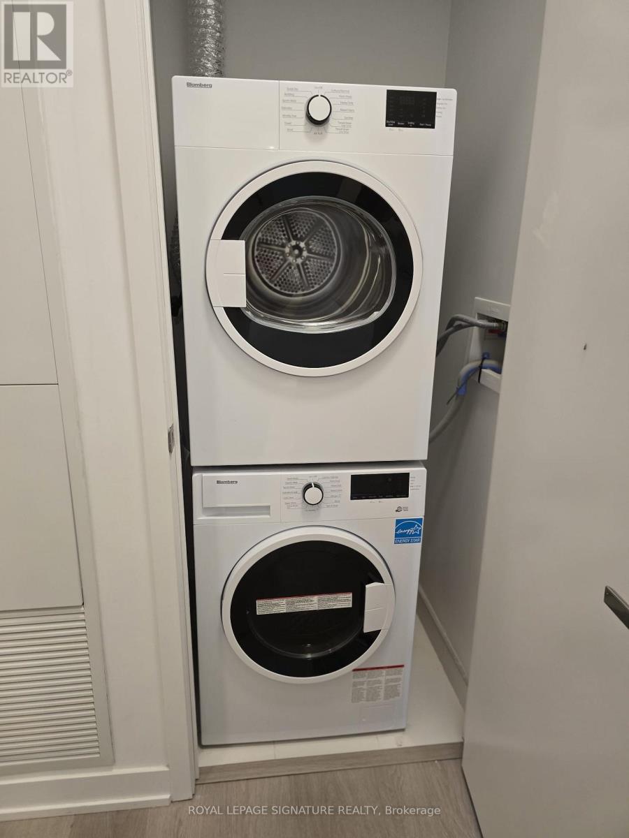 4909 - 3883 Quartz Road, Mississauga, Ontario  L5B 0M4 - Photo 10 - W12556114