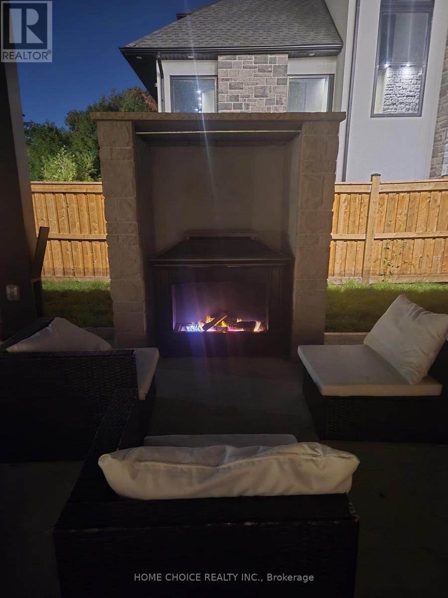 310 Tuck Drive S, Burlington, Ontario  L7L 2R1 - Photo 40 - W12556126