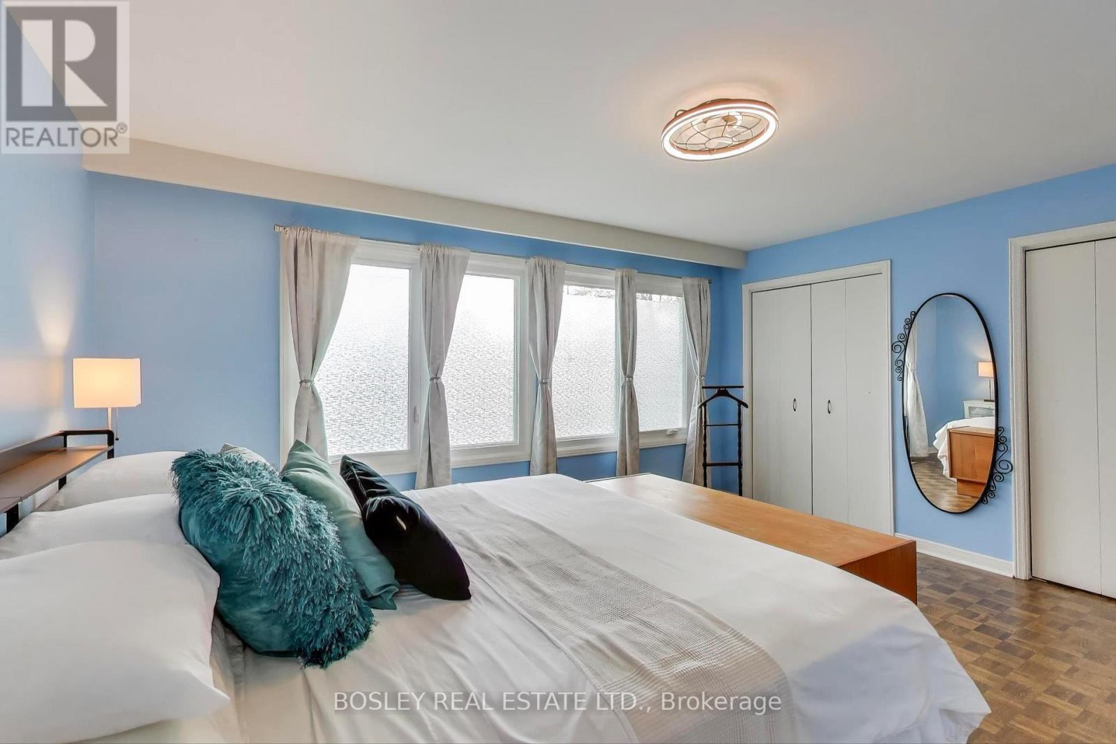 30 Jane Osler Boulevard, Toronto, Ontario  M6A 1W7 - Photo 21 - W12556128