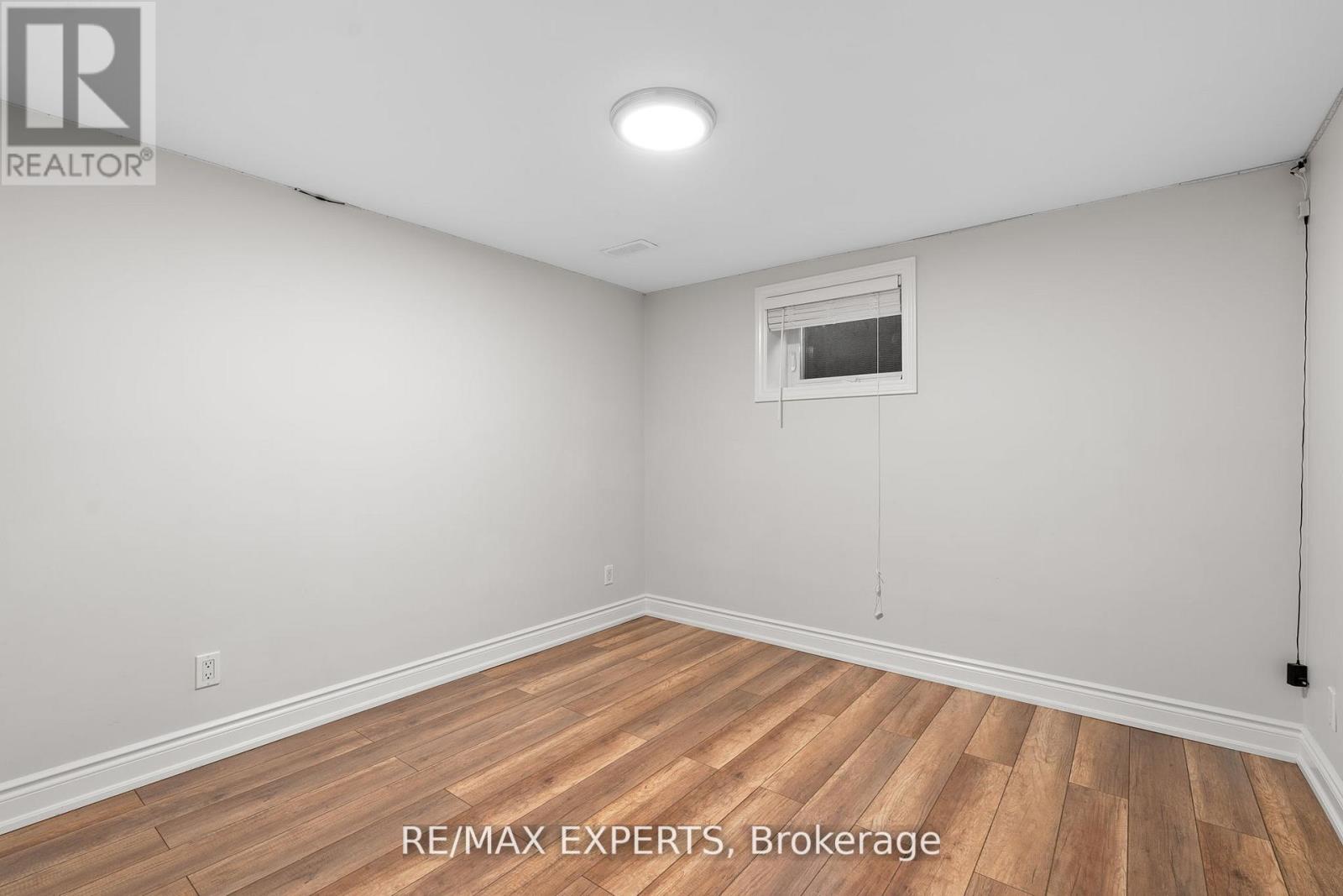 11 Smallwood Drive, Toronto, Ontario  M3M 1K9 - Photo 30 - W12556130