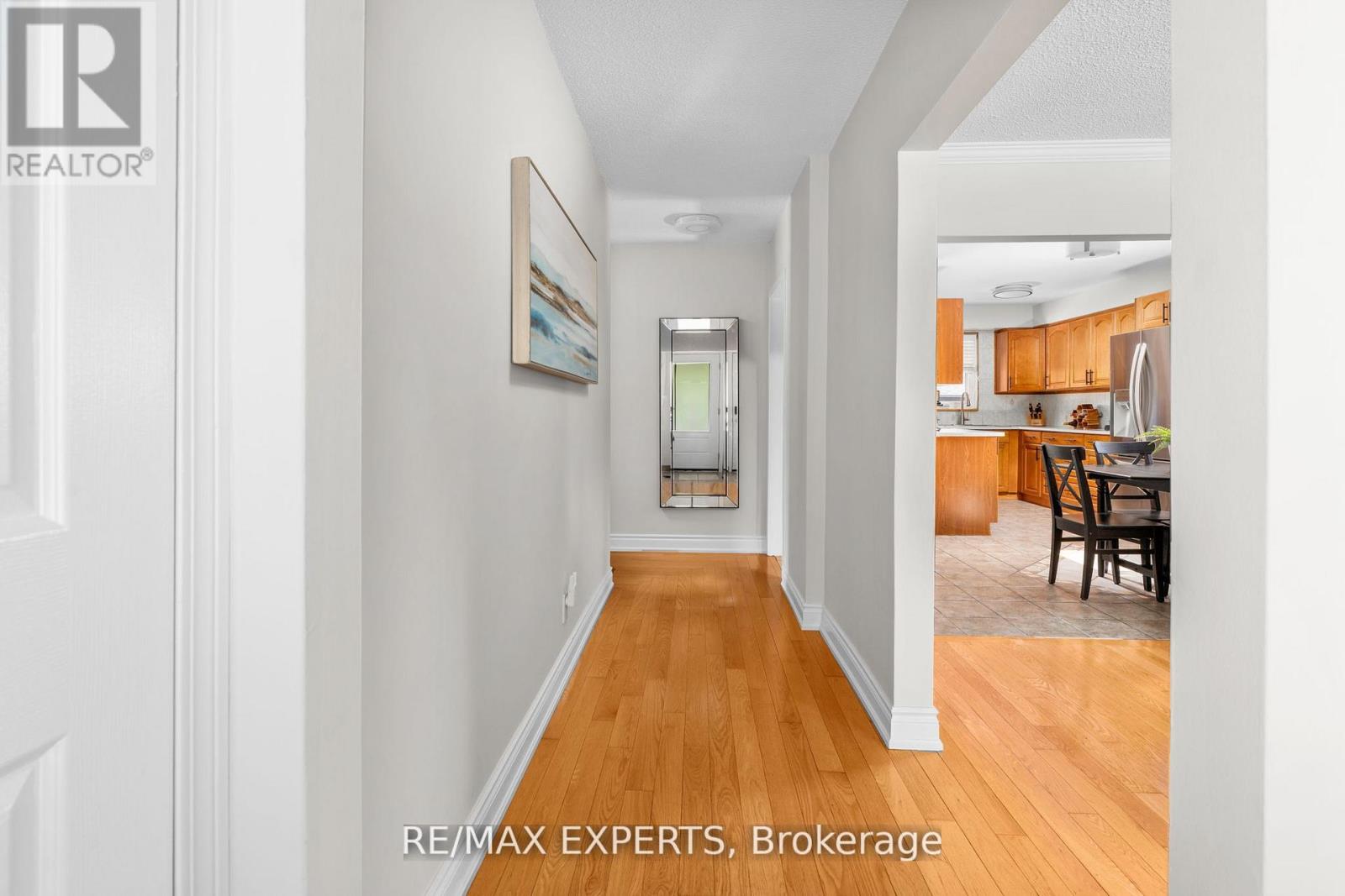 11 Smallwood Drive, Toronto, Ontario  M3M 1K9 - Photo 8 - W12556130