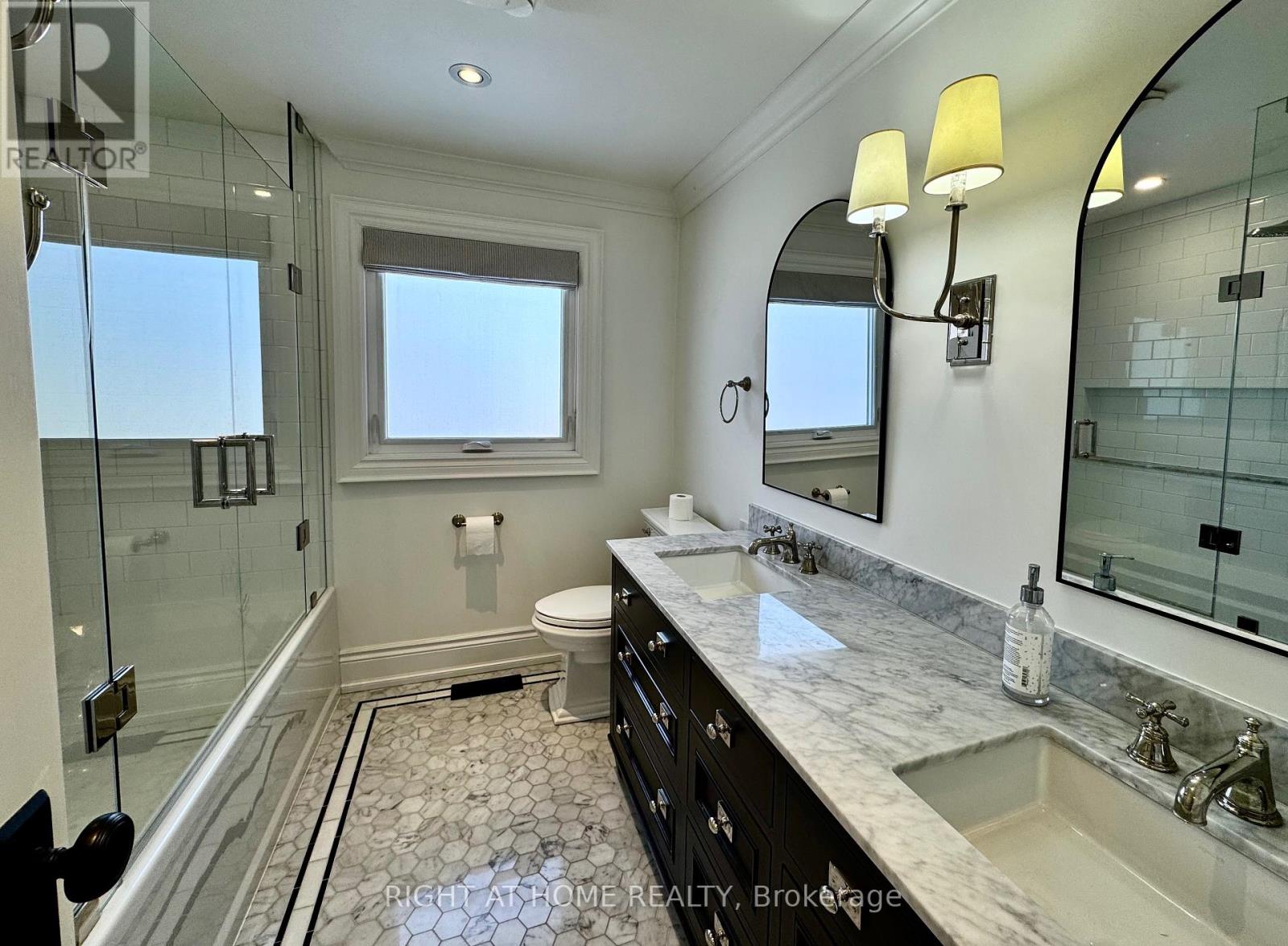 2359 Canso Road, Oakville, Ontario  L6J 5P2 - Photo 10 - W12556132