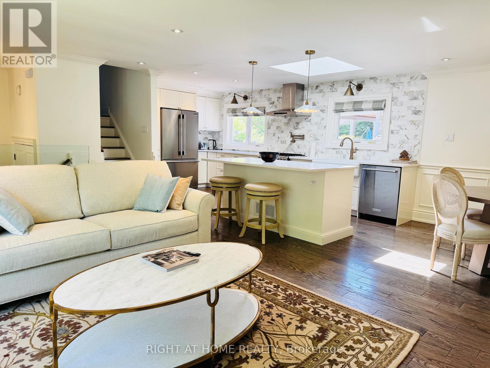 2359 Canso Road, Oakville, Ontario  L6J 5P2 - Photo 4 - W12556132