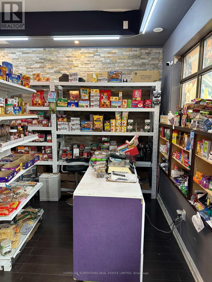 2 - 144 Inspire Boulevard, Brampton, Ontario L6R 3X7 - Photo 7 - W12472365