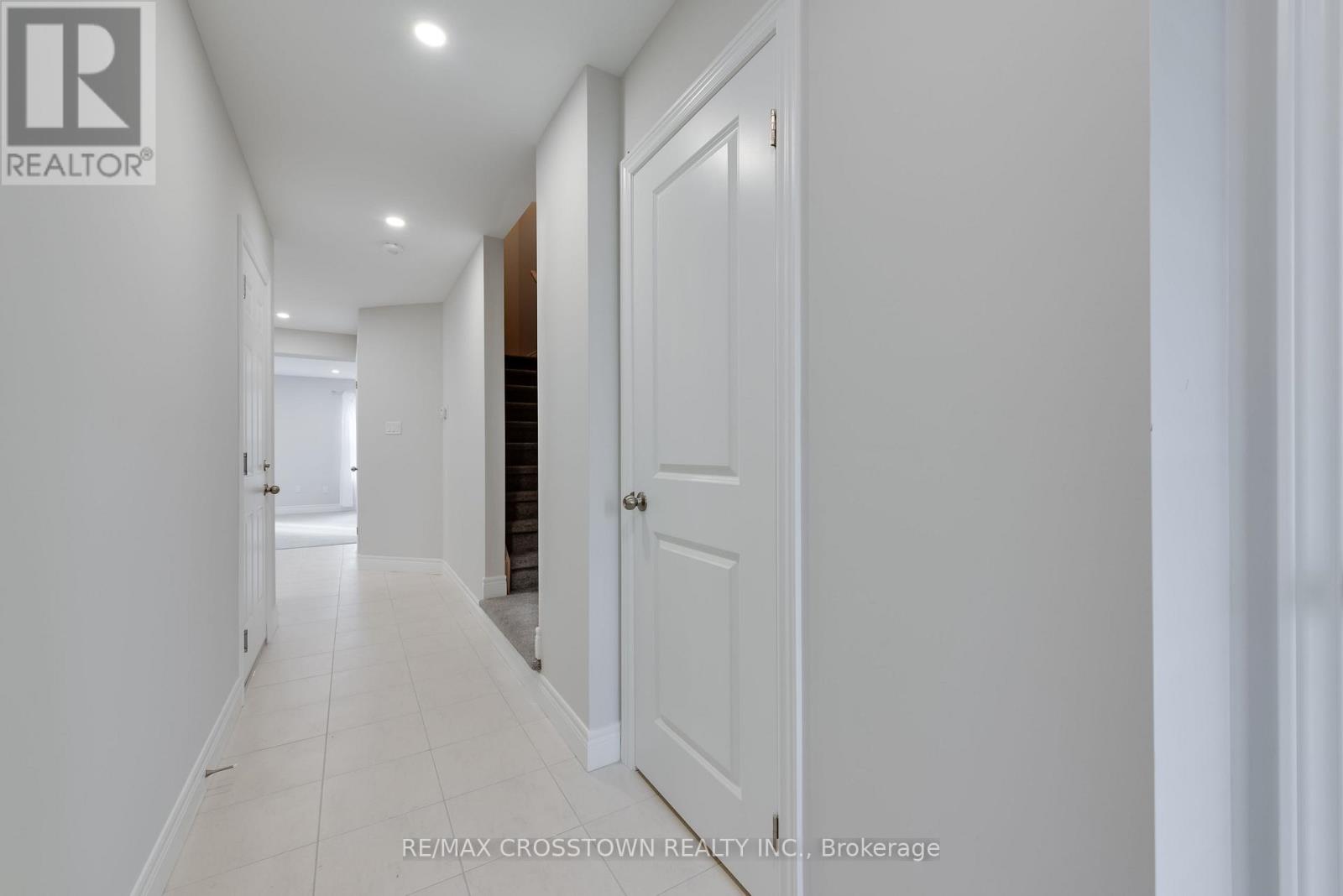 22 Mcconnell Crescent, Bracebridge, Ontario  P1L 0N7 - Photo 5 - X12554566