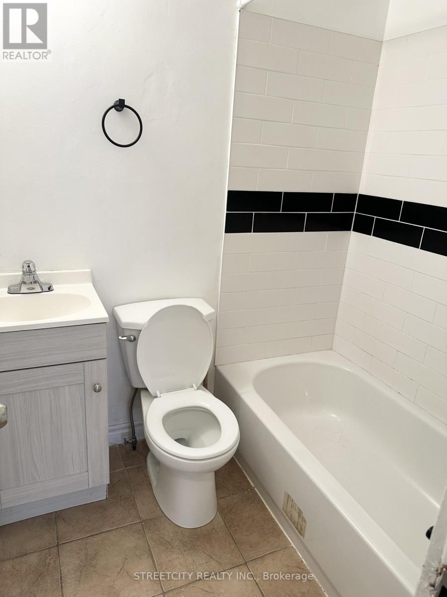 25 - 220 Ashland Avenue, London East, Ontario  N5W 4H4 - Photo 12 - X12556212