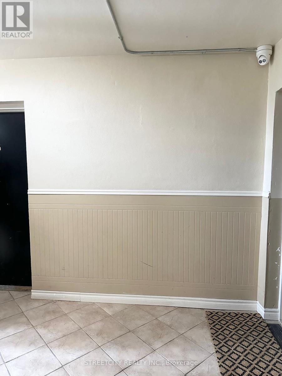 25 - 220 Ashland Avenue, London East, Ontario  N5W 4H4 - Photo 18 - X12556212