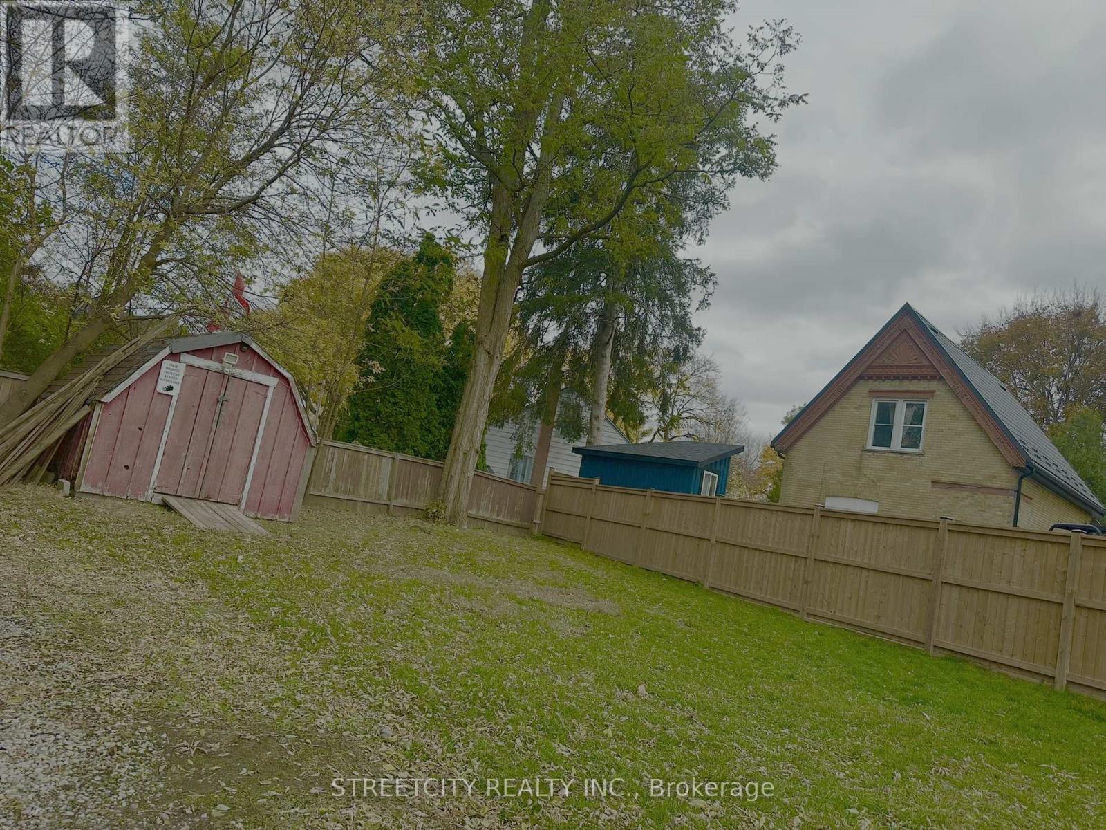 25 - 220 Ashland Avenue, London East, Ontario  N5W 4H4 - Photo 23 - X12556212