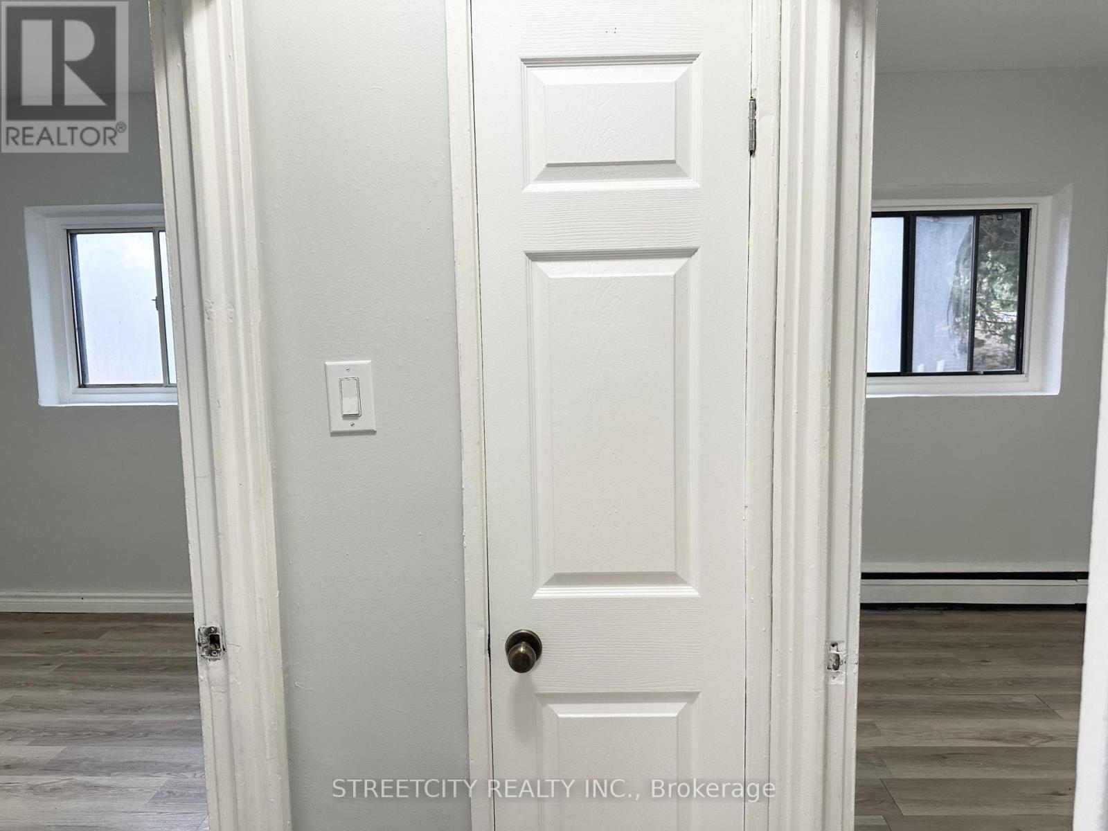 25 - 220 Ashland Avenue, London East, Ontario  N5W 4H4 - Photo 6 - X12556212