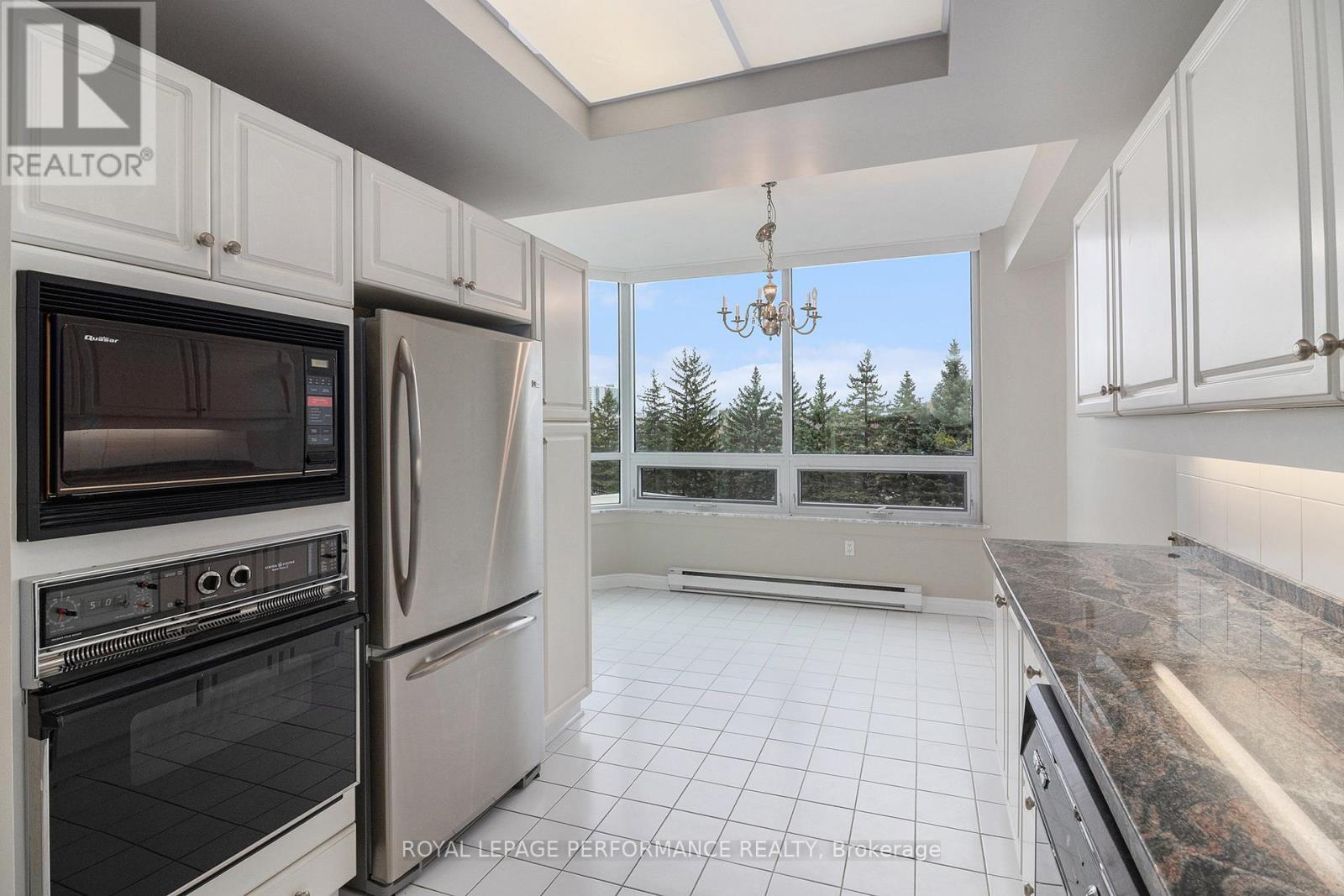 301 - 1480 Riverside Drive, Ottawa, Ontario  K1G 5H2 - Photo 15 - X12556198