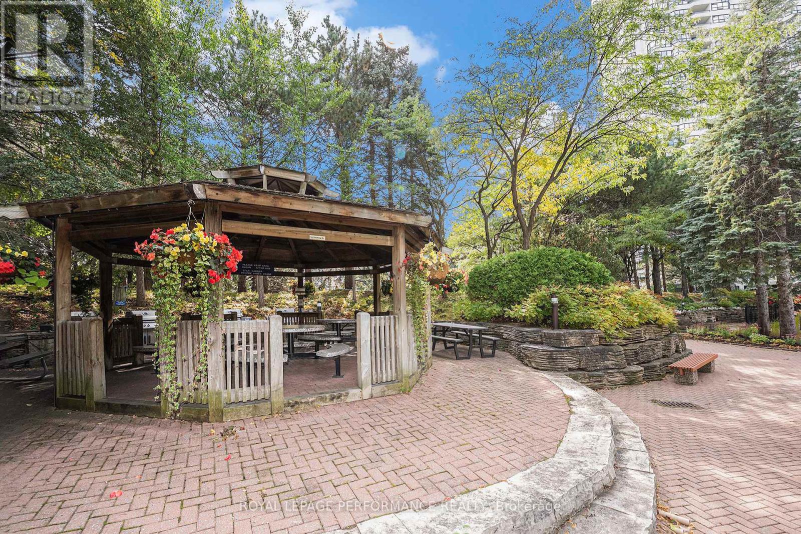 301 - 1480 Riverside Drive, Ottawa, Ontario  K1G 5H2 - Photo 38 - X12556198