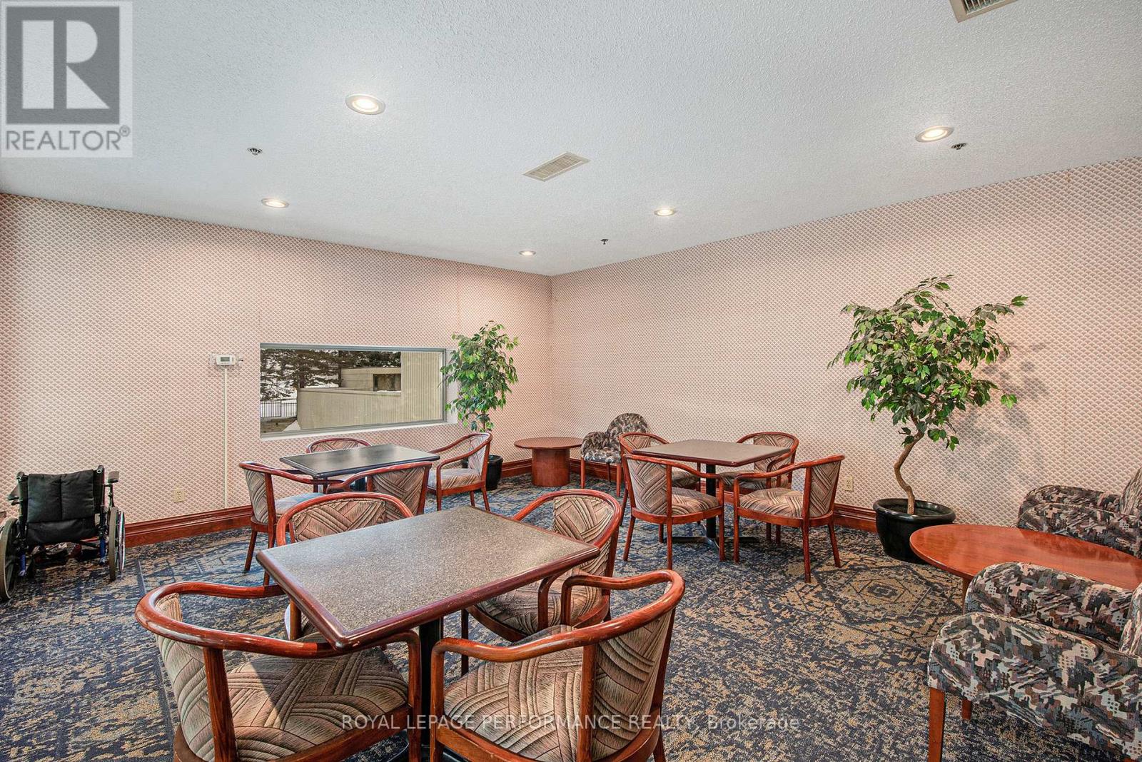 301 - 1480 Riverside Drive, Ottawa, Ontario  K1G 5H2 - Photo 42 - X12556198