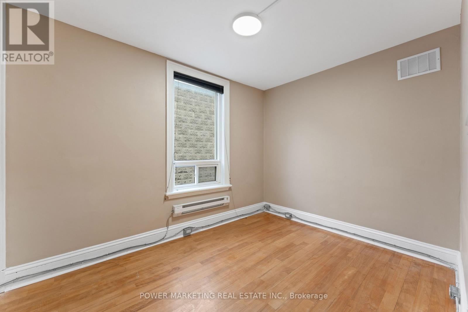 A - 684 Bronson Avenue, Ottawa, Ontario  K1S 4E9 - Photo 10 - X12556230