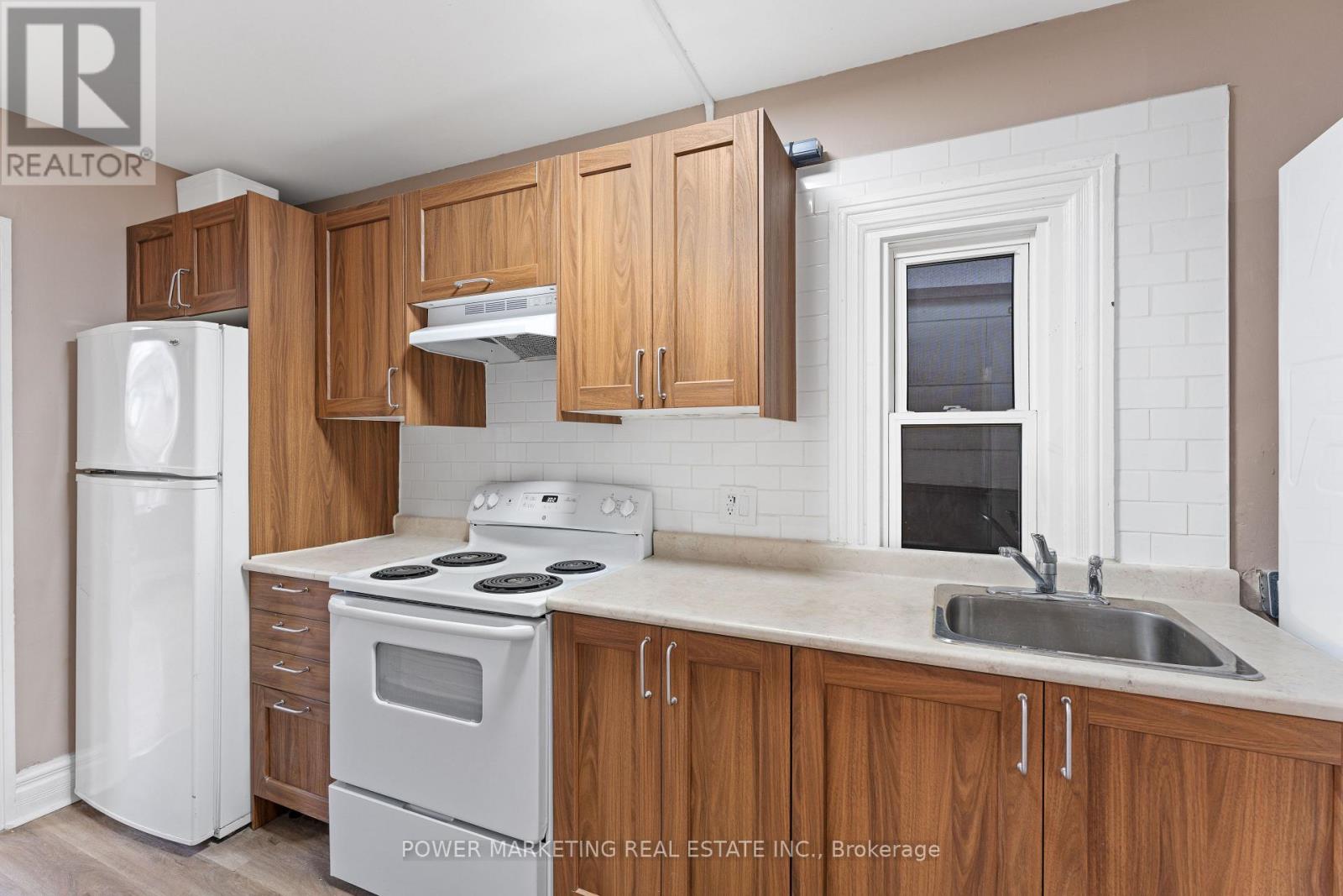 A - 684 Bronson Avenue, Ottawa, Ontario  K1S 4E9 - Photo 8 - X12556230