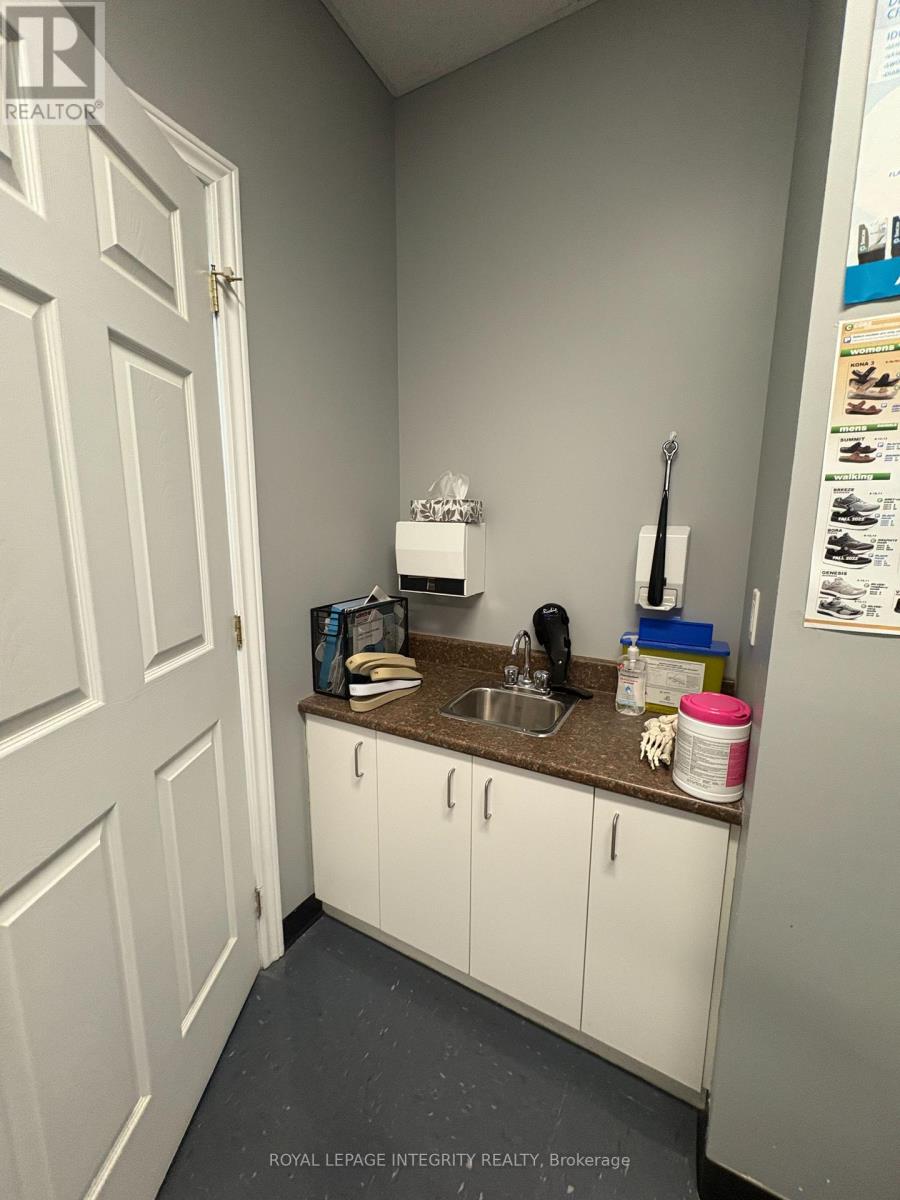 6 - 30 Thirteenth Street E, Cornwall, Ontario  K6H 6V9 - Photo 12 - X12556254