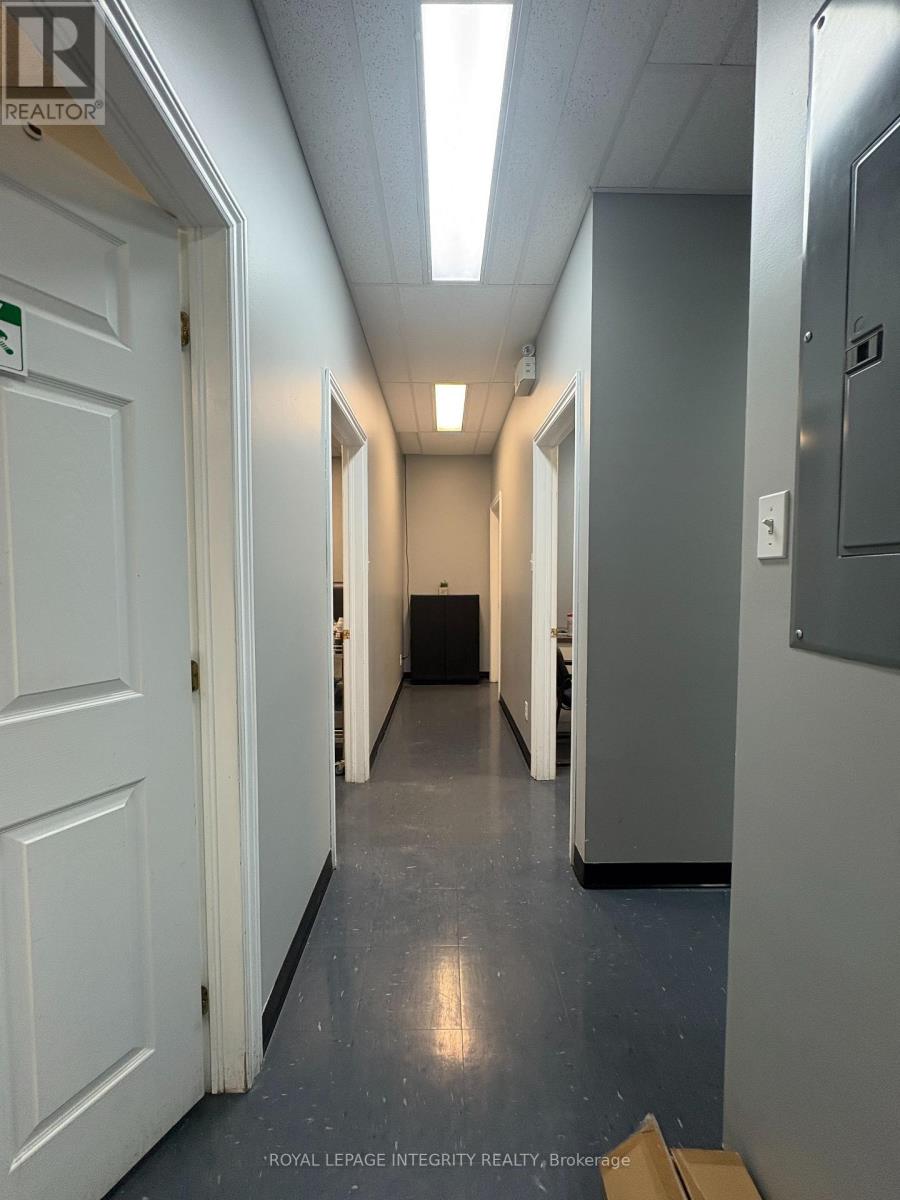 6 - 30 Thirteenth Street E, Cornwall, Ontario  K6H 6V9 - Photo 7 - X12556254