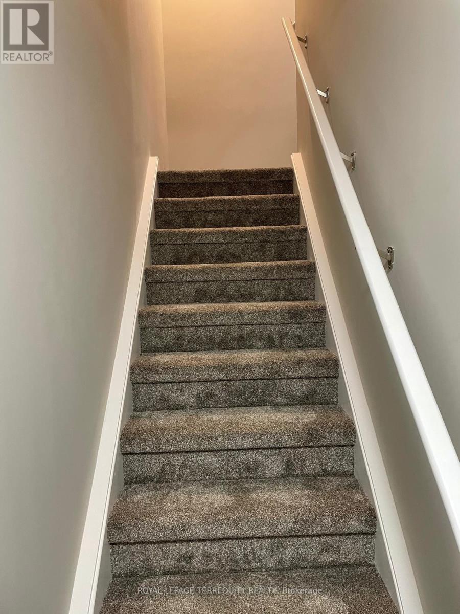 B12 - 1331 Countrystone Drive, Kitchener, Ontario  N2N 0C5 - Photo 6 - X12555938