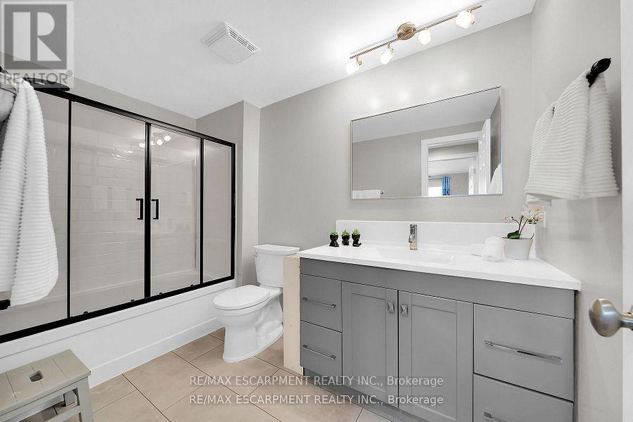 43 Elma Street, St. Catharines, Ontario  L2N 6Z2 - Photo 11 - X12555942