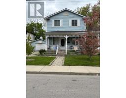 38 WARD AVENUE, Hamilton, Ontario